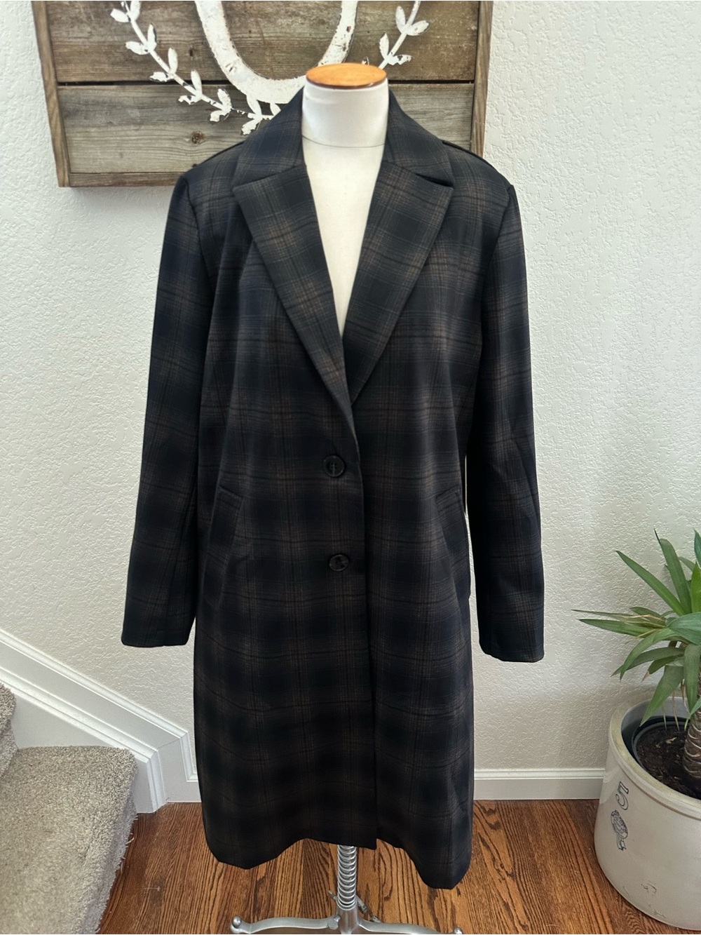 Joie black long trench coat jacket ladies size large NWT